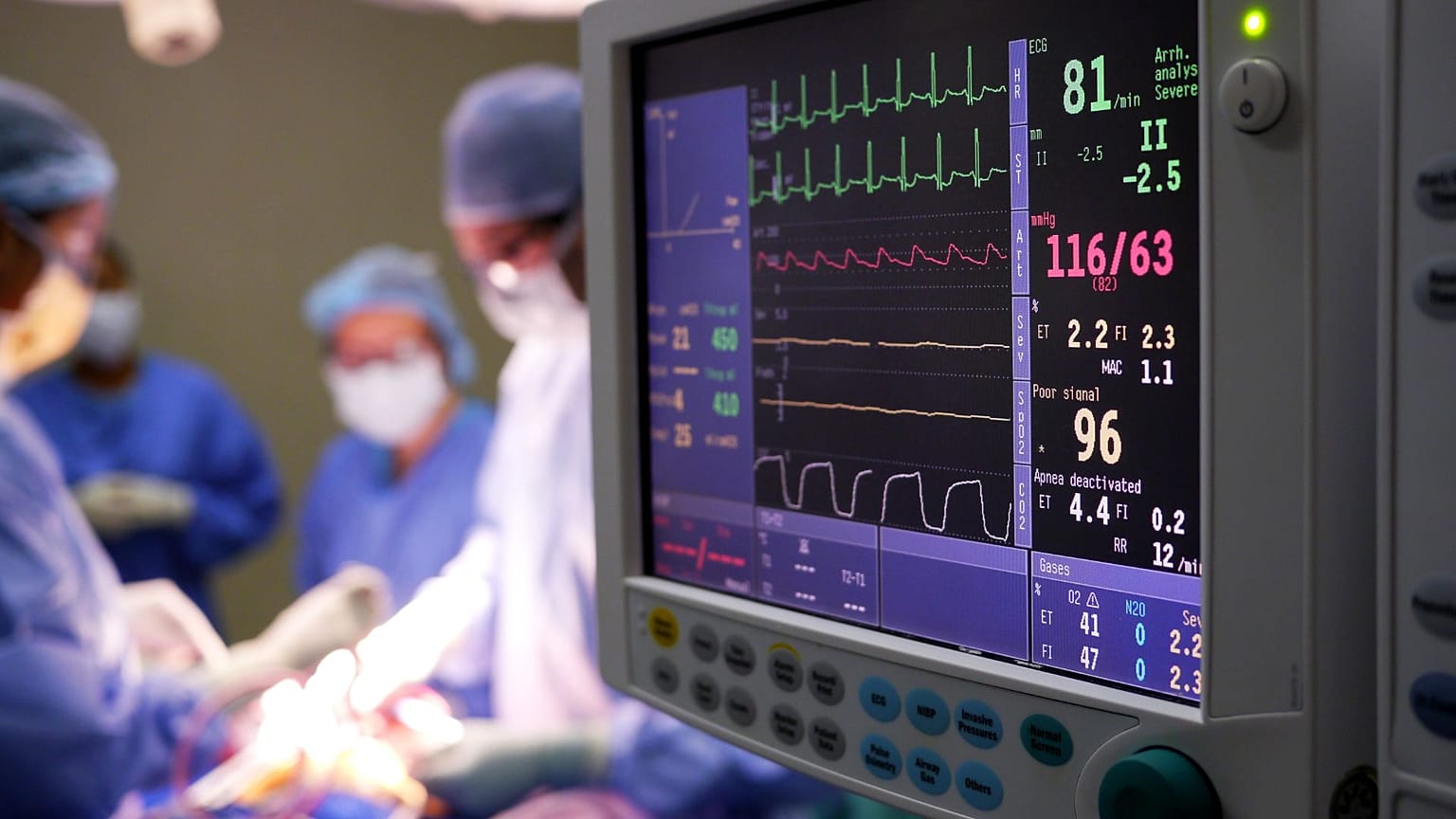 'Heart in a box' device keeps hearts that have stopped beating viable for longer.