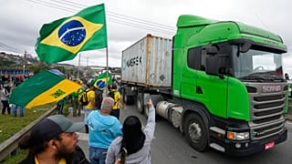 Brezilya: Yüksek Mahkeme Bolsonaro yanlılarının kurduğu barikatların kaldırılmasını emretti