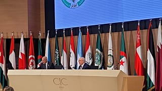  بالجزائر العربية القمة أشغال اختتام 
