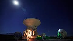 Archives :  l’ALMA (Atacama Large Millimeter/submillimeter Array) installé dans le nord du Chili - photo du 26/09/2012