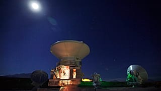 Archives : l’ALMA (Atacama Large Millimeter/submillimeter Array) installé dans le nord du Chili - photo du 26/09/2012