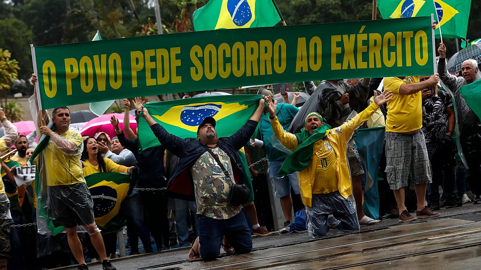 Bolsonaro için yapılan protestolardan bir görüntü