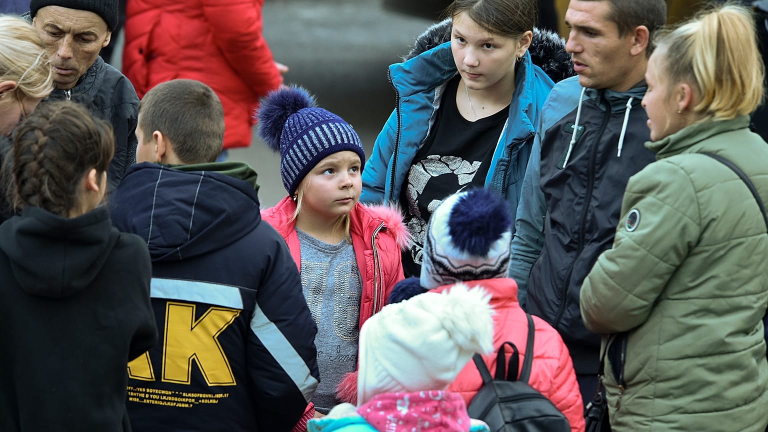 Жители Херсона, вывезенные российской администрацией в Крым