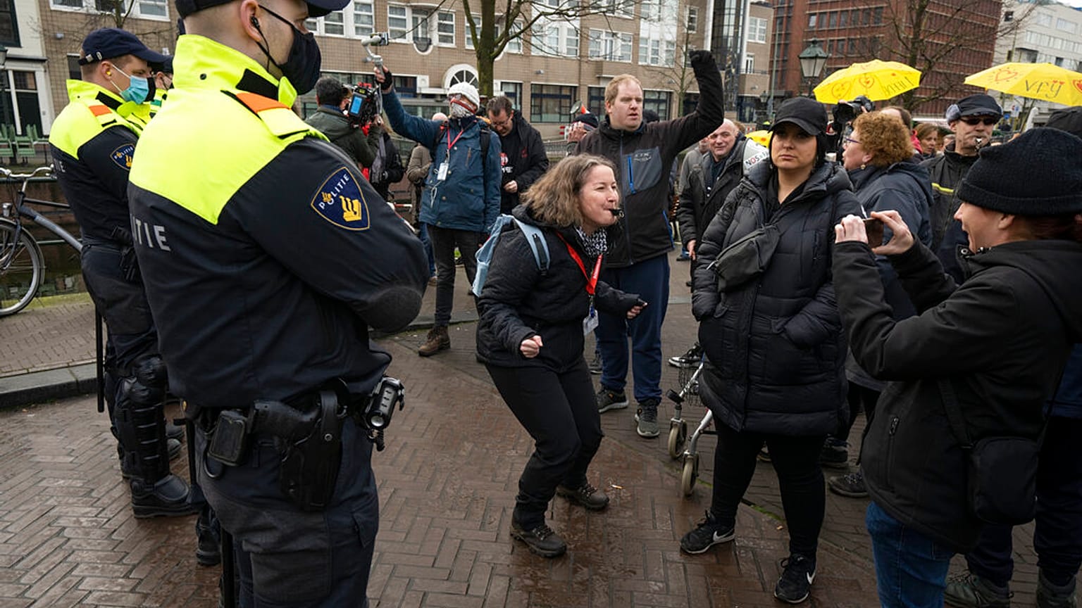 Protesta de activistas climáticos.