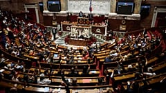 عکس آرشیوی از پارلمان فرانسه