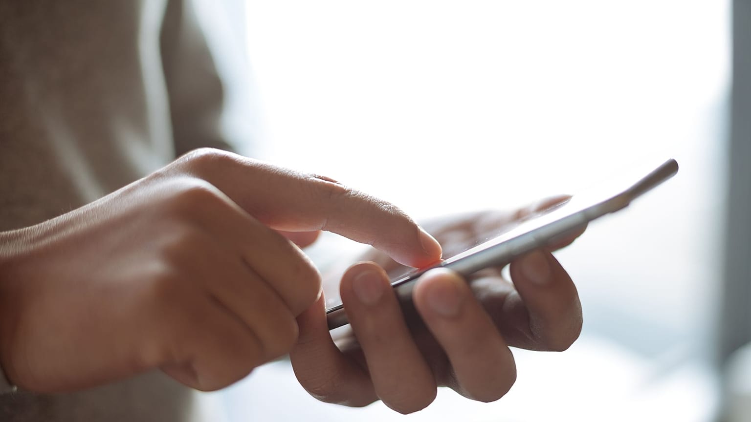 Sneaky ‘drip pricing’ strategies mean you could end up paying more for travel if you rely on your phone. 