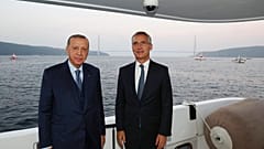 Ερντογάν και Στόλτενμπεργκ στο Βόσπορο
