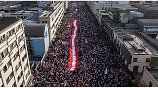 خروج مظاهرات في أنحاء بيرو للمطالبة باستقالة الرئيس اليساري بيدرو كاستيو