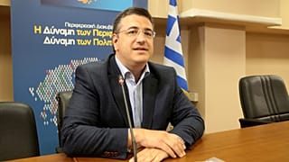 Απόστολος Τζιτζικώστας