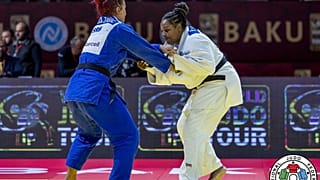 Momento da final de +78kg entre Rochele Nunes e Milica Zabic, em Baku.