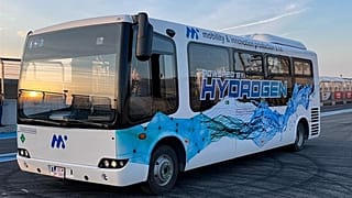 Autocarro com pilhas de hidrogénio é uma das soluções que estão a ser testadas na Europa