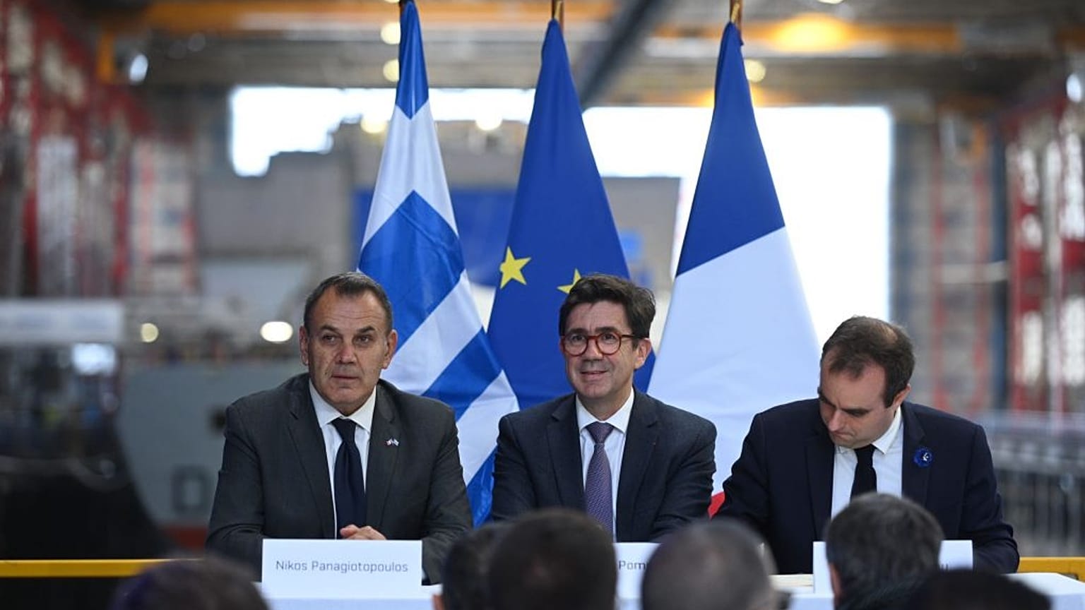 Ο ΥΕΘΑ Νίκος Παναγιωτόπουλος στη Γαλλία