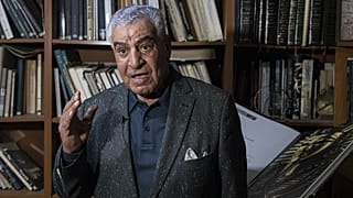 وزير الآثار المصري السابق زاهي حواس في مكتبه بالعاصمة القاهرة، في مصر، في 17 يوليو / تموز 2022. 
