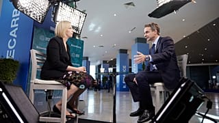 Ο Πρωθυπουργός Κυριάκος Μητσοτάκης παραχώρησε συνέντευξη στην τηλεόραση του Bloomberg και στη δημοσιογράφο Francine Lacqua, στo Σαρμ Ελ Σέιχ της Αιγύπτου