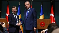 Ο Ρετζέπ Ταγίπ Ερντογάν με τον Σουηδό πρωθυπουργό