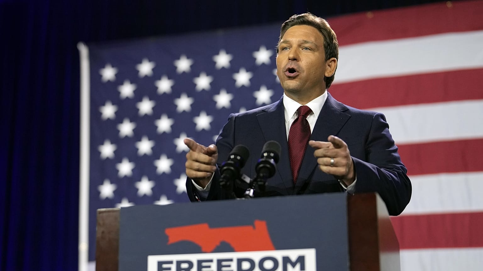 Ron DeSantis kormányzó meggyőző többséggel nyert Floridában
