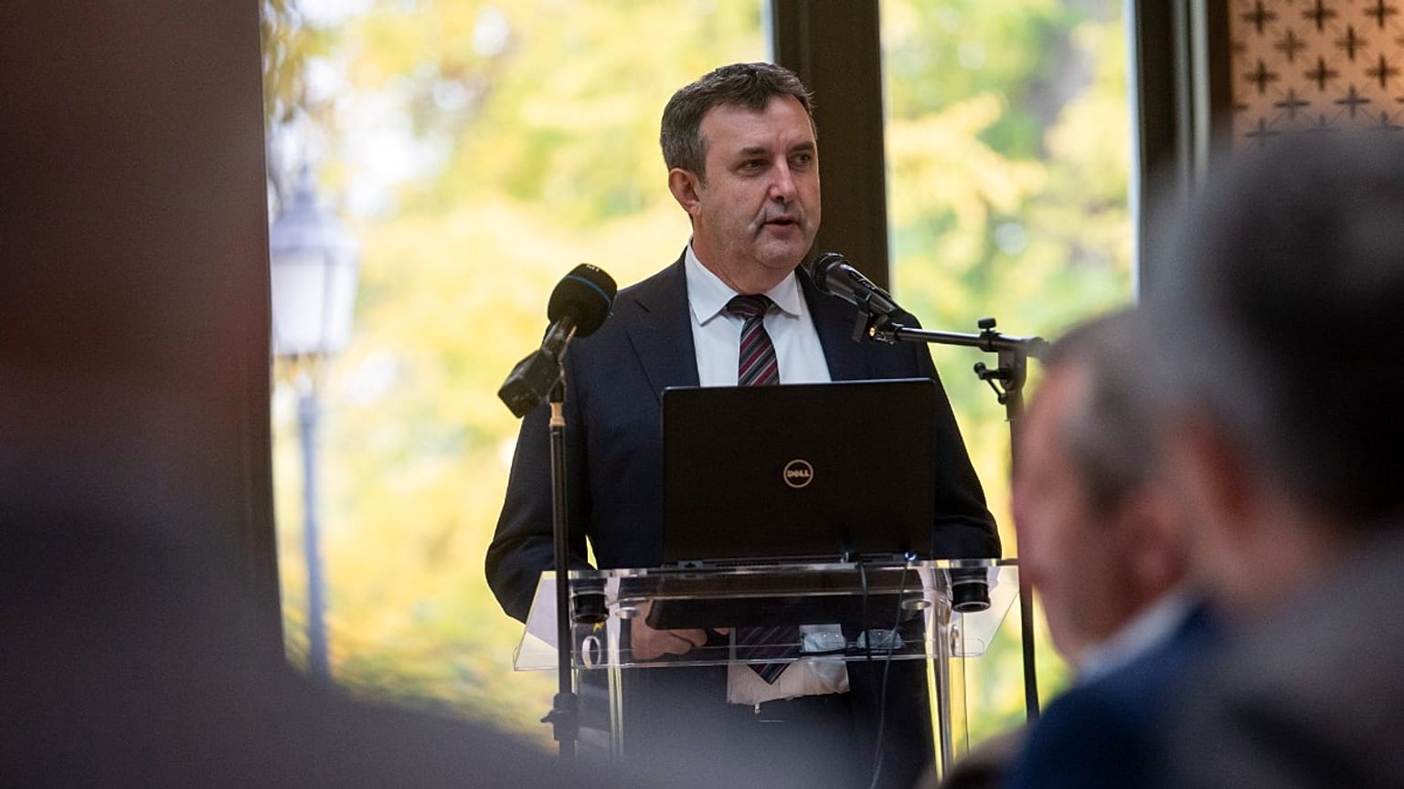 Palkovics László a Magyar Járműalkatrészgyártók Országos Szövetsége munkareggelijén  
