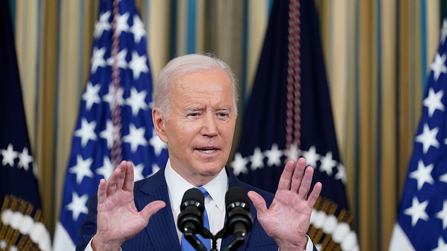 Joe Biden a Fehér Házban mond beszédet helyi idő szerint szerda délután
