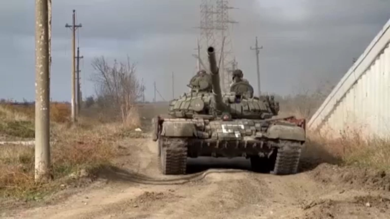 Ukrán tank Herszonnál