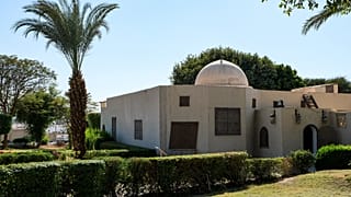 منظر خارجي لمقر إقامة عالم الآثار البريطاني هوارد كارتر بالقرب من وادي الملوك قبالة الأقصر جنوب مصر. 2022/01/18