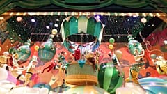 Витрина магазина Printemps Hausmann в Париже