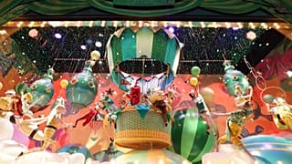 Витрина магазина Printemps Hausmann в Париже