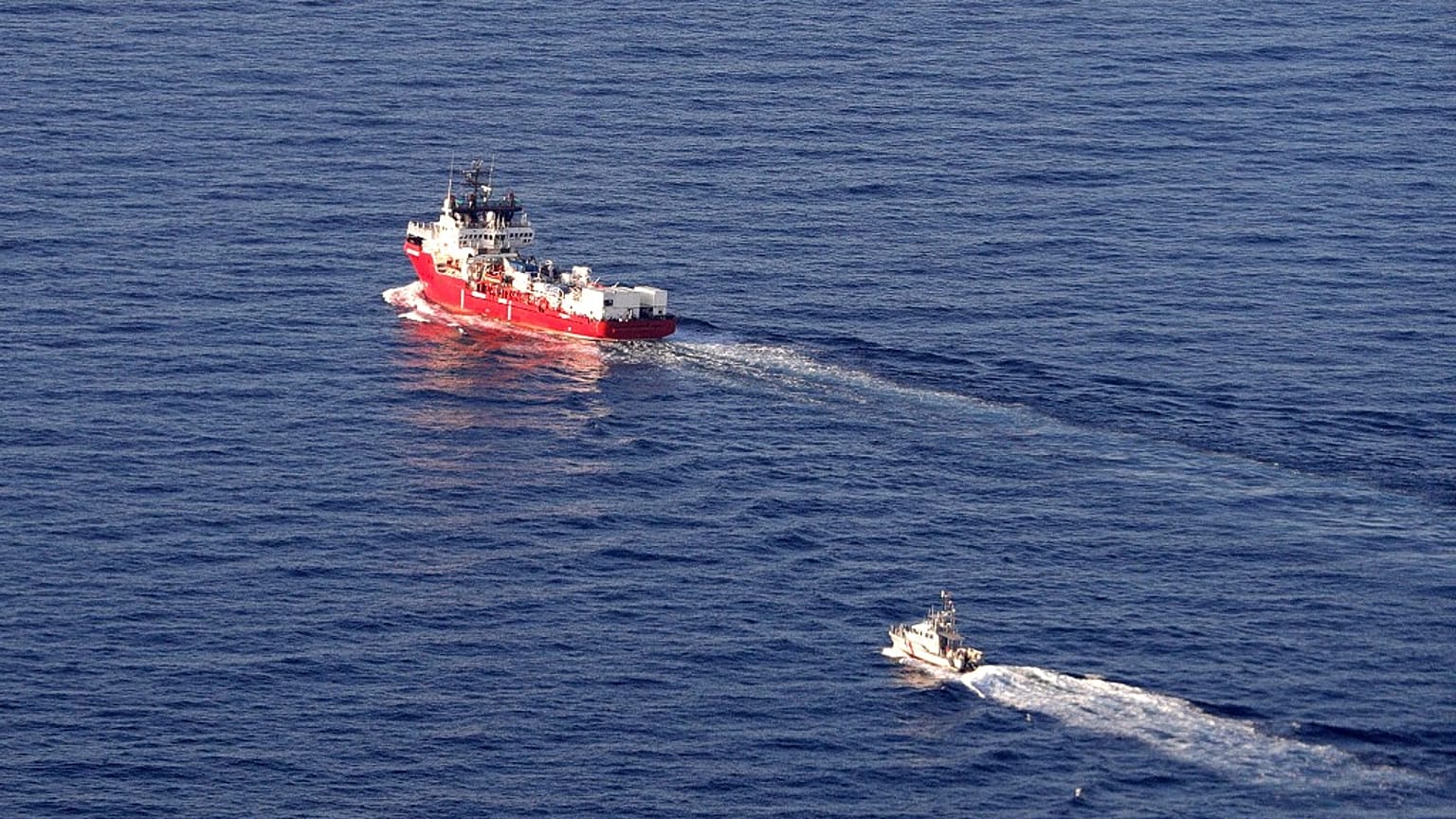 La Ocean Viking nel Mar Mediterraneo il 10 Novembre