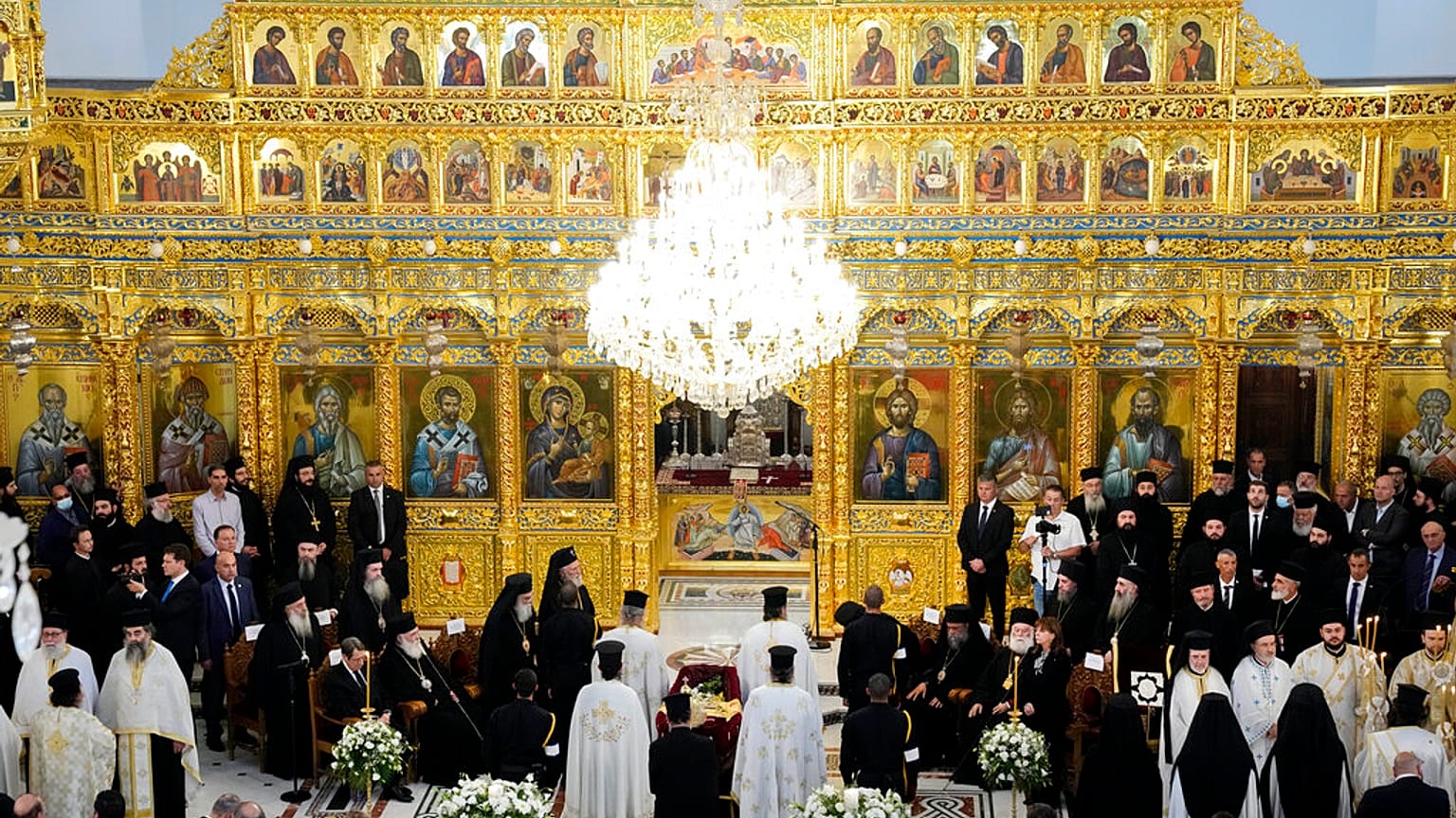 Στιγμιότυπο από την εξόδιο ακολουθία του Μακαριστού