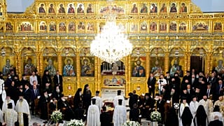 Στιγμιότυπο από την εξόδιο ακολουθία του Μακαριστού