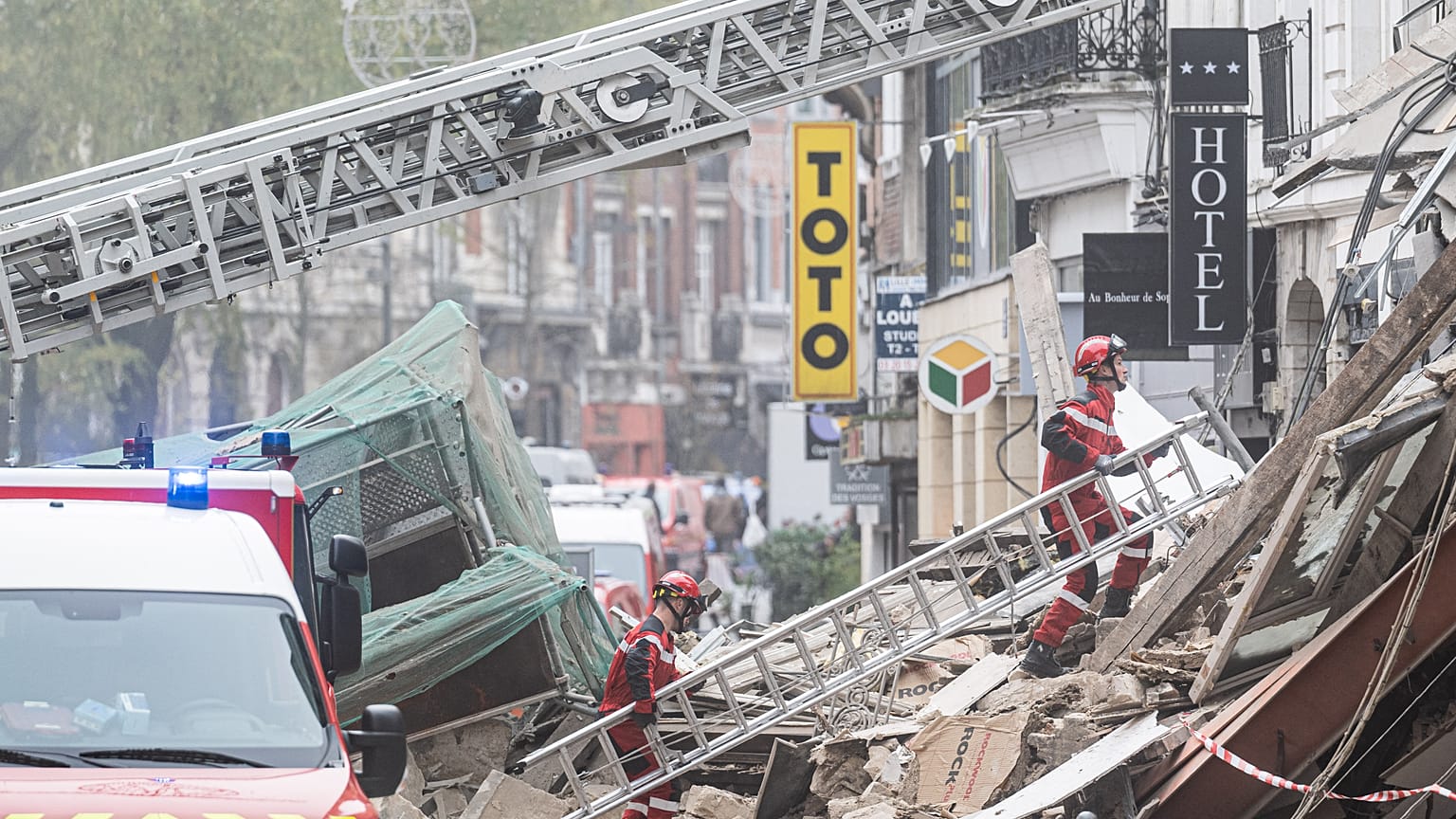 Rettungskräfte im französischen Lille