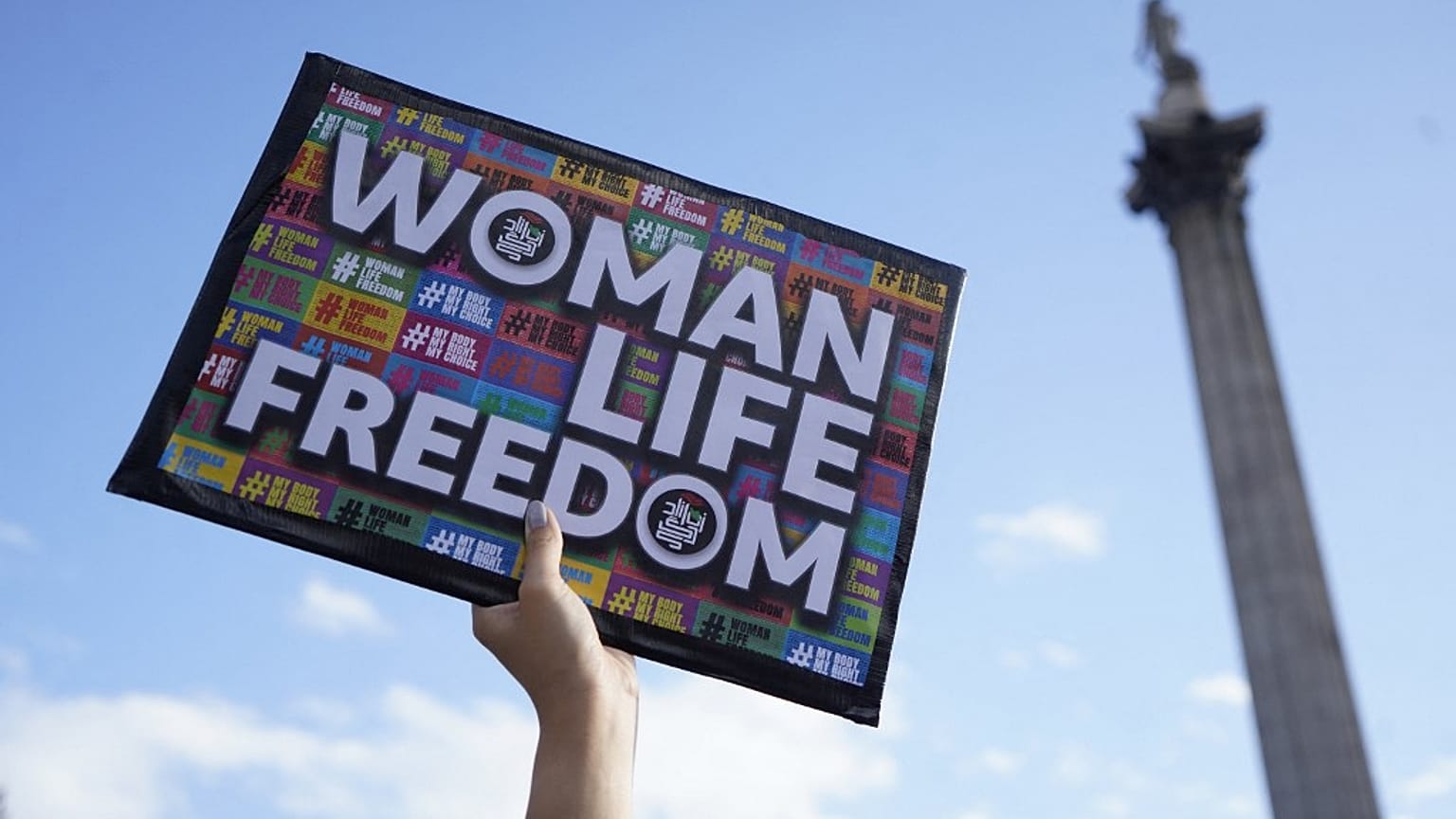 A anti-Iranian government protest on October 1, 2022 in Trafalgar Square in London