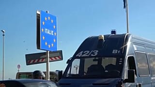 Frontiera per entrare in Italia. (Ventimiglia, 13.11.2022)