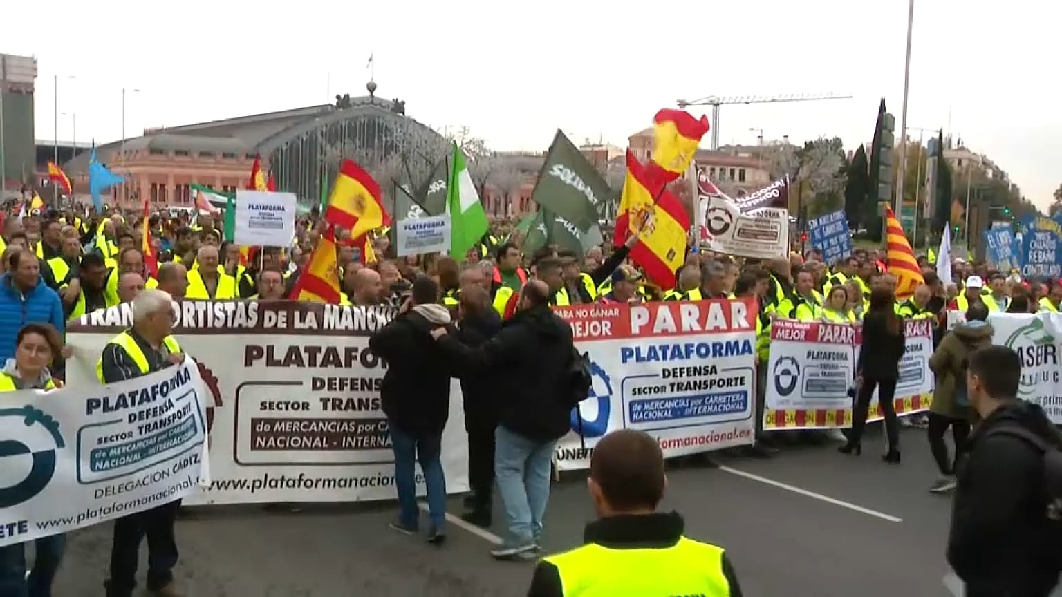 Parón patronal de camioneros en España