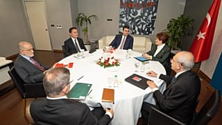 Altı siyasi partinin genel başkanı 