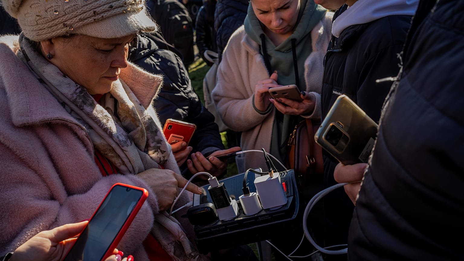 Telefontöltő állomás Herszonban