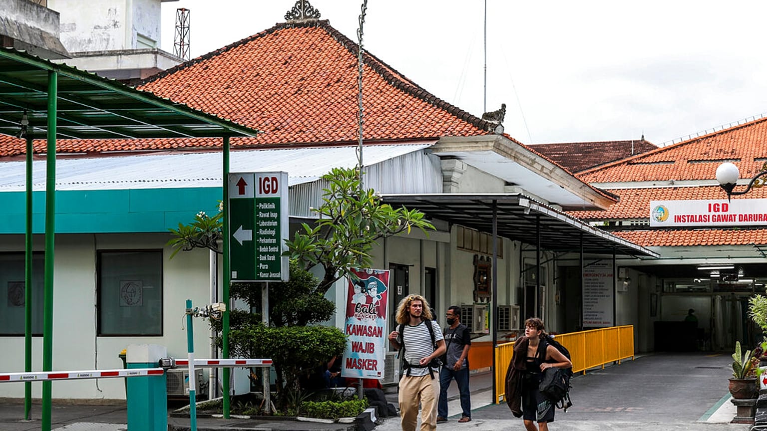 Krankenhaus in Denpasar auf Bali in Indonesien, in dem sich Russlands Außenminister Sergei Lawrow aufgehalten haben soll
