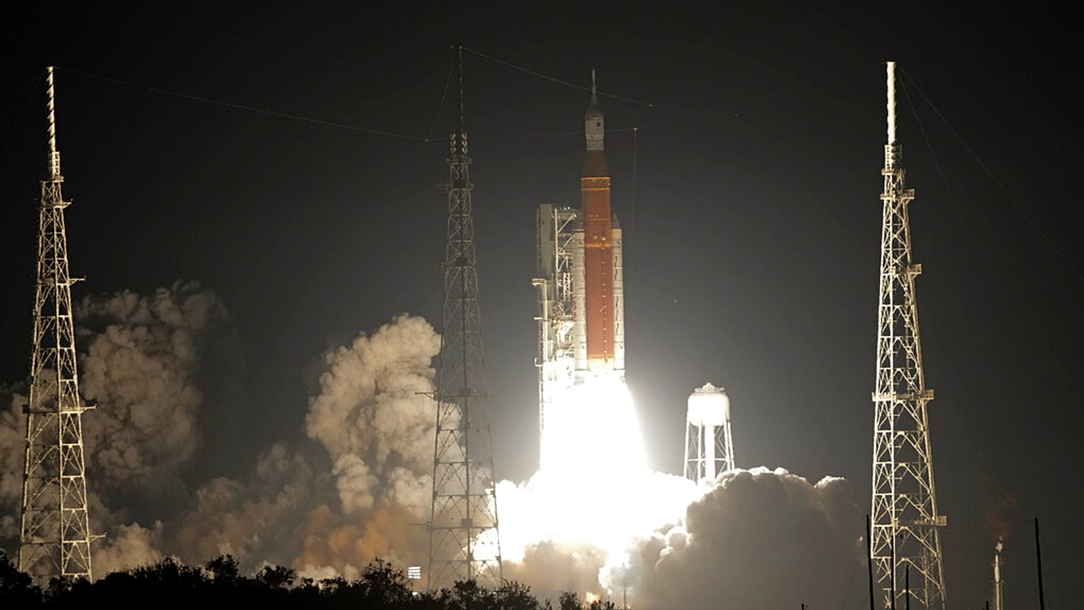 NASA, Artemis 1 roketiyle Ay'a geri dönüyor