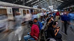 Un quai de gare en Inde