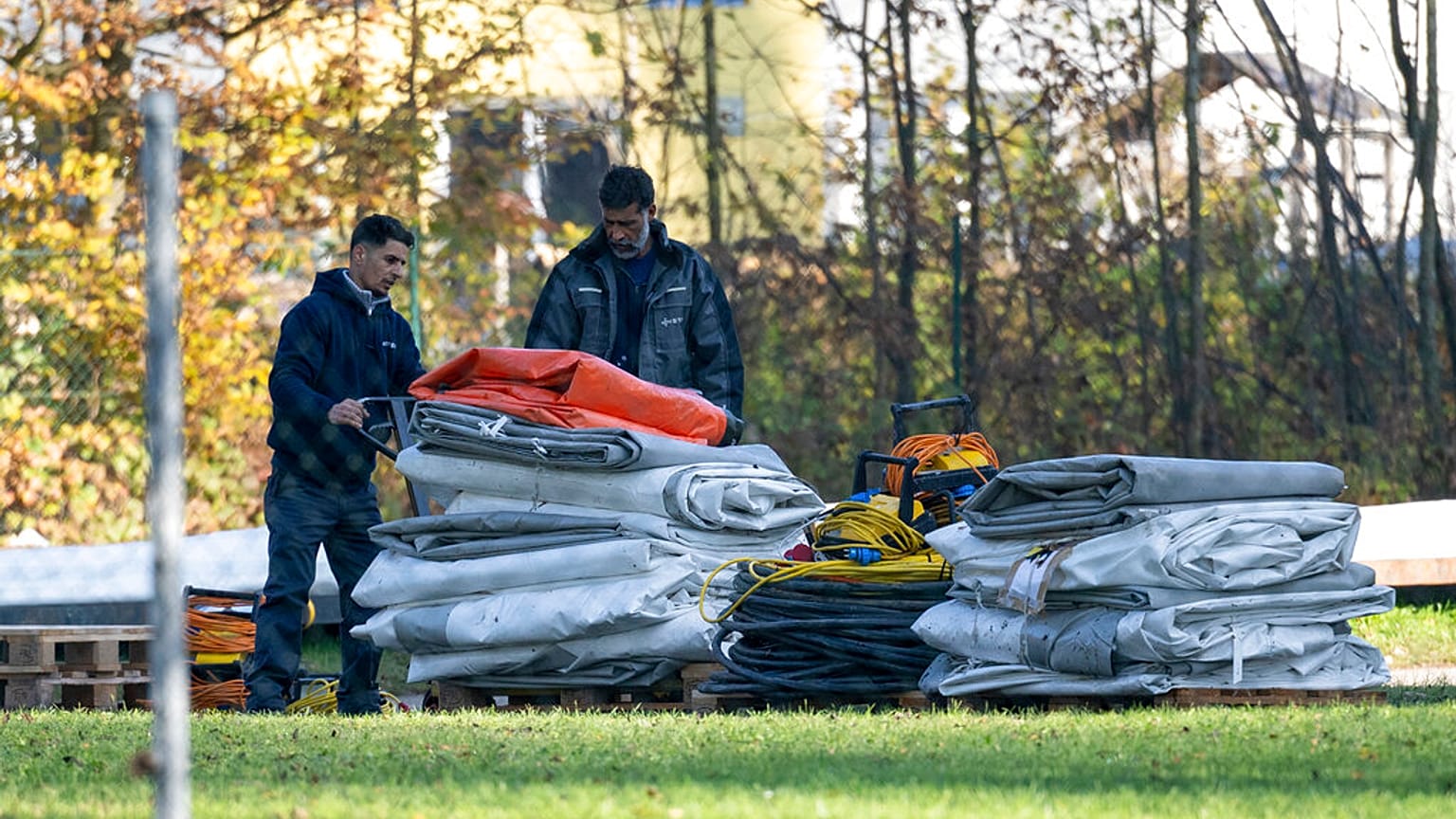 Ausztriában idén több mint 100 ezer illegális migráns adott be menedékkérelmet, nagy részüket elutasítják
