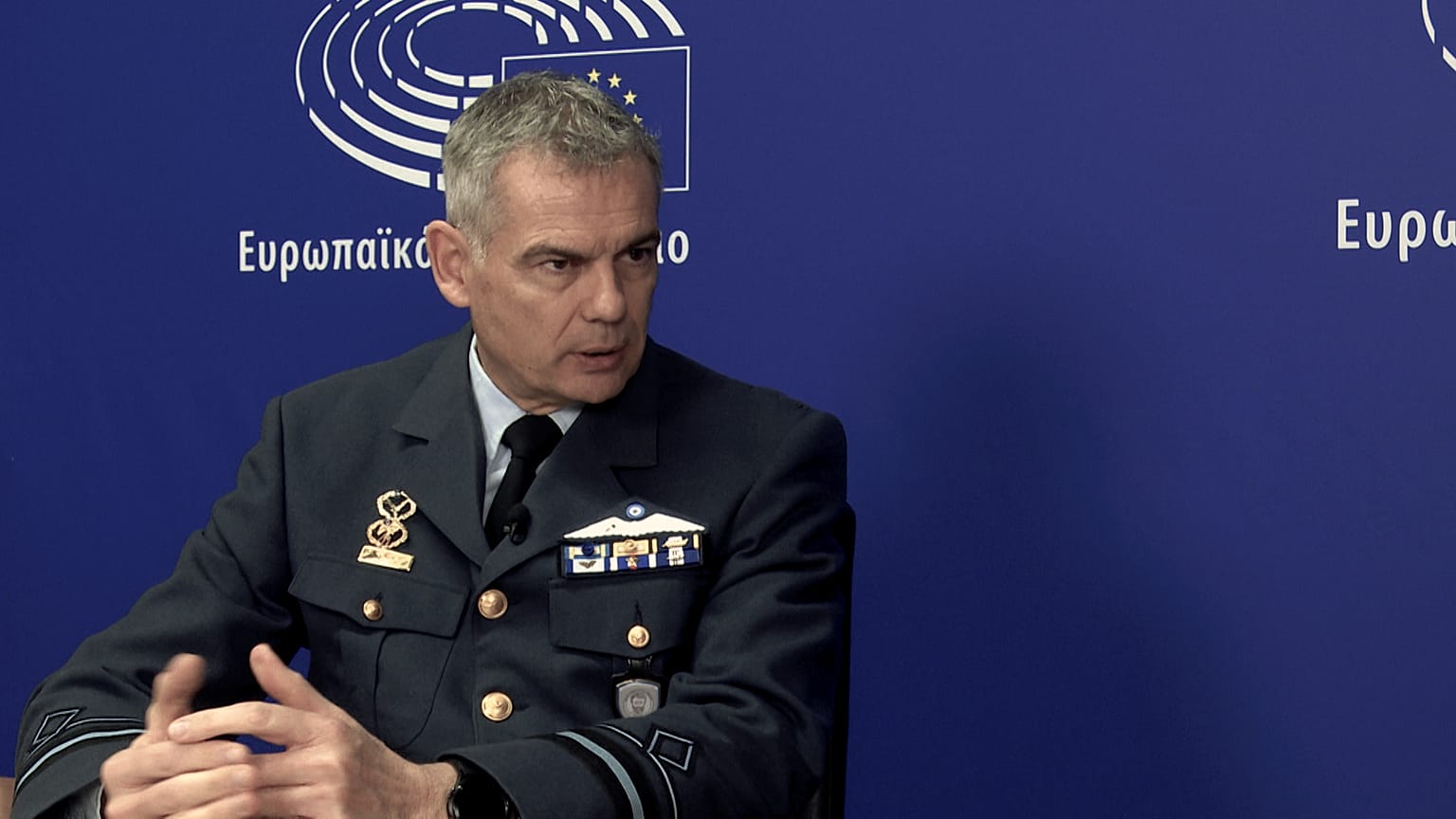 O διοικητής της ΕΜΥ, υποπτέραρχος Δημήτρης Σιδερίδης