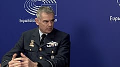O διοικητής της ΕΜΥ, υποπτέραρχος Δημήτρης Σιδερίδης