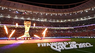 Show pyrotechnique avant la rencontre entre les Etats-Unis et le pays de Galles, le 21 novembre au stade Ahmad-ben-Ali à Al Rayyan