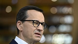 Polónia aumenta nível de alerta militar