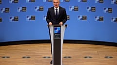 Le secrétaire général de l'OTAN, Jens Stoltenberg, à l'issue d'une réunion d'urgence des ambassadeurs de l'Alliance