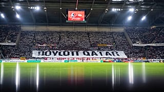 Katar-Protest der Fans des SC Freiburg am 13.11.22 während des Spiels gegen Union Berlin