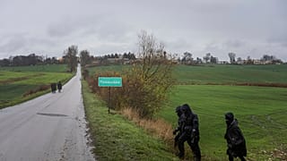 Investigadores estão no terreno para apurar as circunstâncias da explosão de um míssil em Przewodów