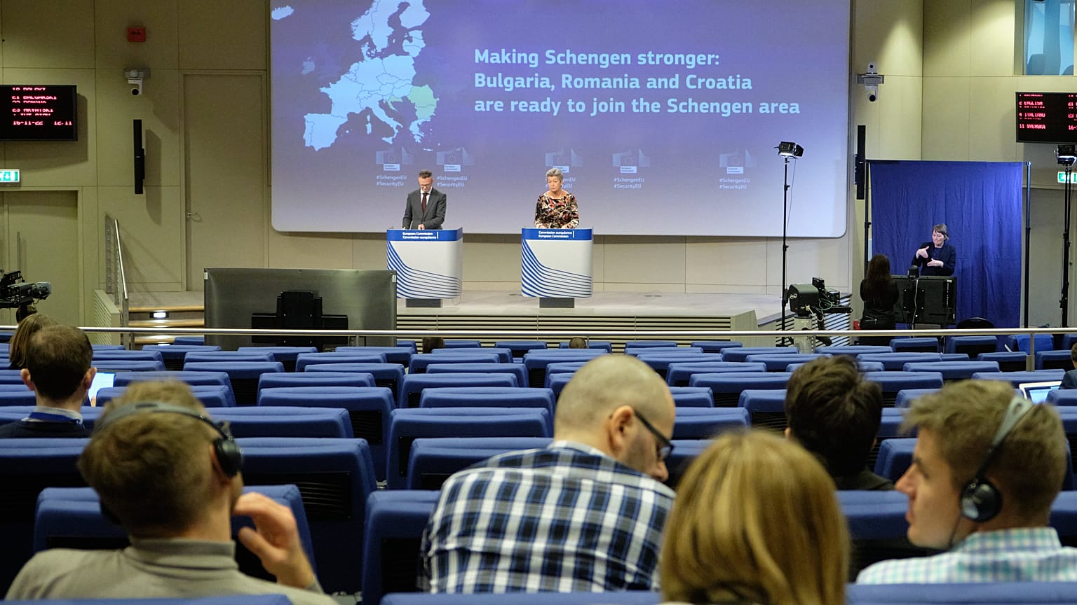 La comisaria europea durante la rueda de prensa