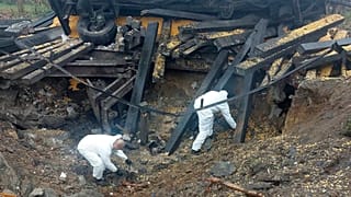 Peritos forenses investigam local da queda do míssil soviético na Polónia