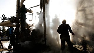 کارگر صنعت نفت ایران، پالایشگاه تهران