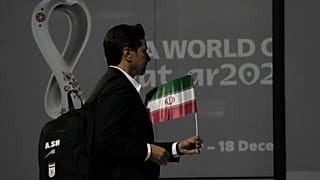 أحد أعضاء المنتخب الإيراني في الدوحة 